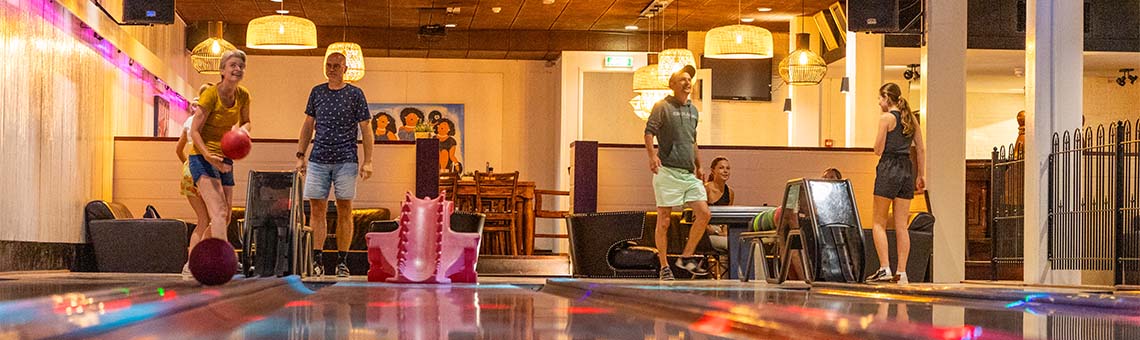 Dagje uit bij Molecaten 06 Bowlingbaan De Koerberg