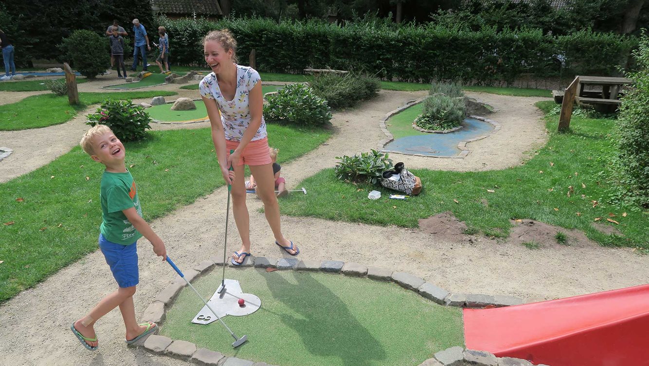 Kinderfeestje bij Molecaten Park De Leemkule Hattem 03 Adventure Minigolf