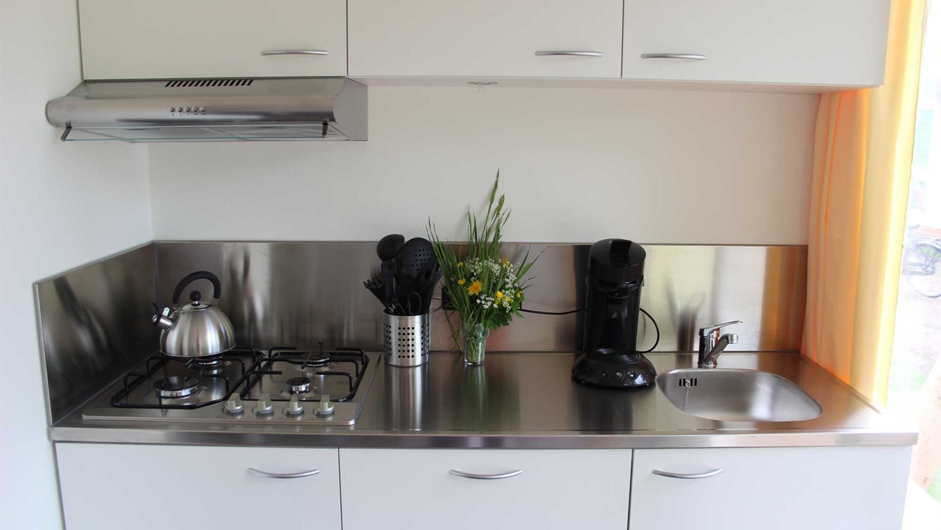 5pers kampeer cabin Vlinder Molecaten Park Hoogduin 06