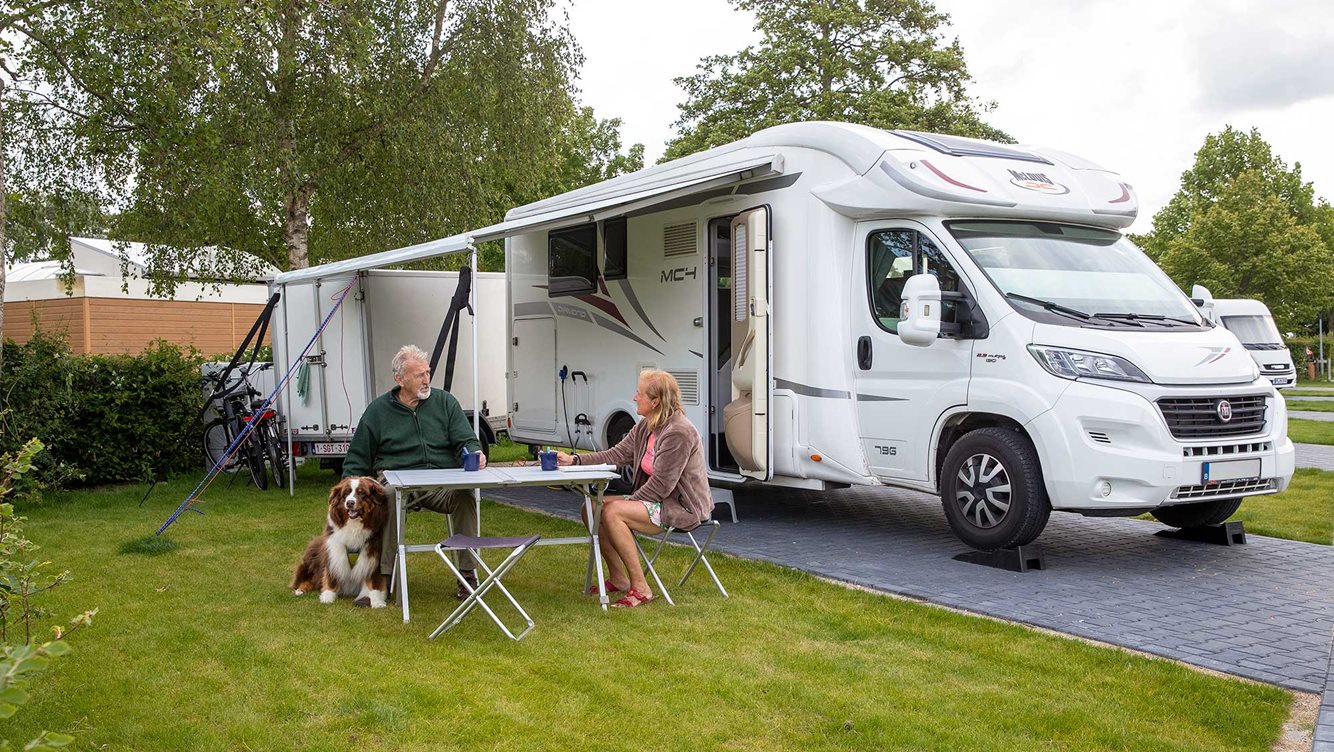 Campercomfortplaats kamperen Molecaten Park Wijde Blick 01